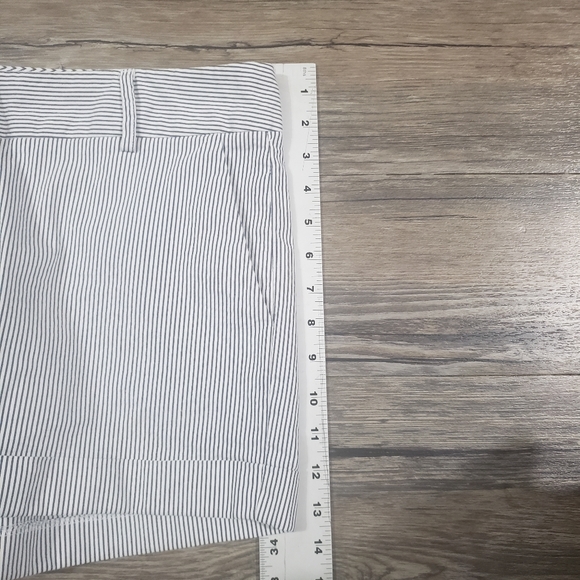 Vince Camuto twill shorts - Picture 6 of 9